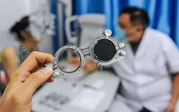 選配眼鏡掌握六個關(guān)鍵點，佩戴舒適不頭暈